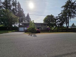 5185 234 Street Langley, BC V2Z 2P6