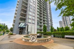 1007-13696 100 Avenue Surrey, BC V3T 0L5