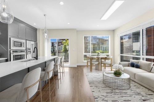 17-15688 28 Avenue, Surrey, BC 