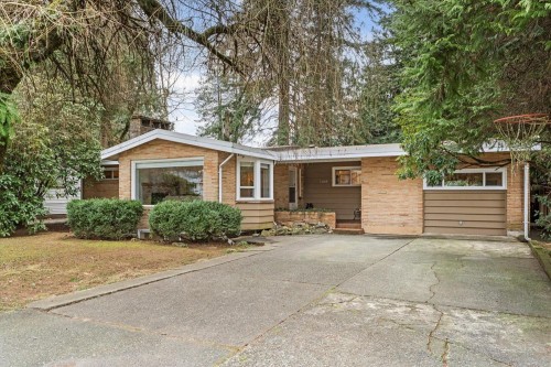 34166 Cedar Avenue  Abbotsford, BC V2S 2W1
