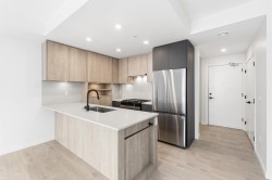 512-19577 65b Avenue Surrey, BC V4N 6Y3