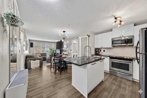 301-6500 194 Street  Surrey, BC V4N 5X4