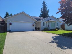 3712 Dunsmuir Way Abbotsford, BC V2S 6J2