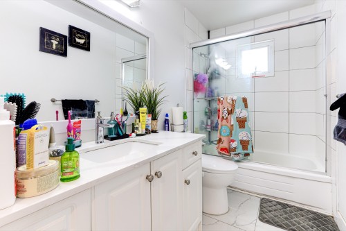 15720 Aster Road, Surrey, BC 