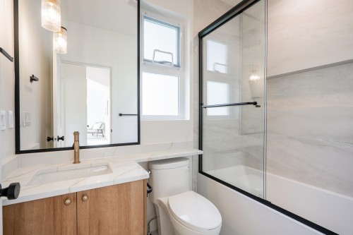16908 1 Avenue, Surrey, BC 