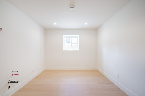 16908 1 Avenue, Surrey, BC 