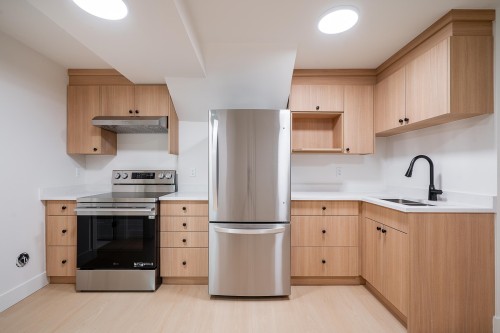 16908 1 Avenue, Surrey, BC 
