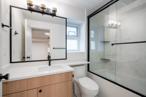 16908 1 Avenue, Surrey, BC 