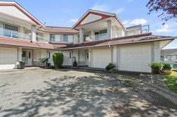 11-31406 Upper Maclure Road Abbotsford, BC V2T 5L8