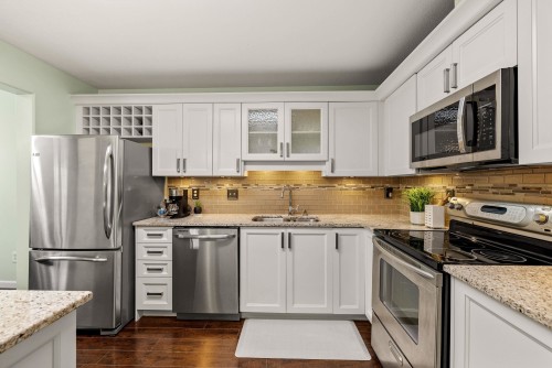 109-20189 54 Avenue  Langley, BC V3A 3W2