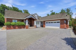 30935 Harris Road Abbotsford, BC V4X 1W2