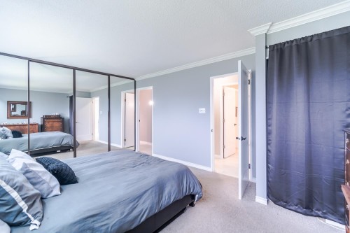 19746 49 Avenue, Langley, BC - Indoor Photo Showing Bedroom