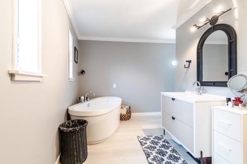 19746 49 Avenue, Langley, BC - Indoor Photo Showing Other Room