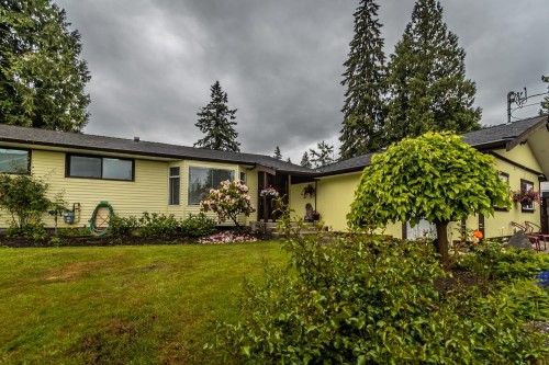 19746 49 Avenue, Langley, BC - Outdoor