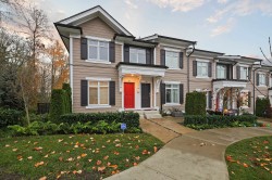51-2070 Oak Meadows Drive Surrey, BC V3Z 1J1