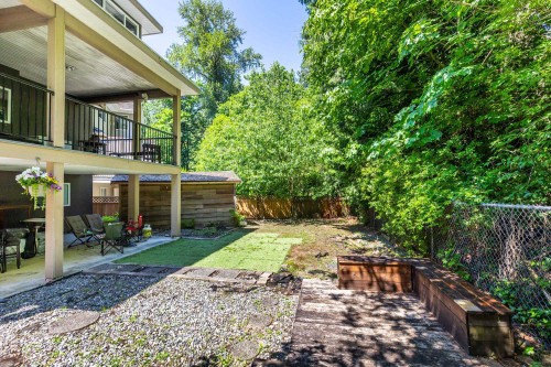 9766 160A Street, Surrey, BC 