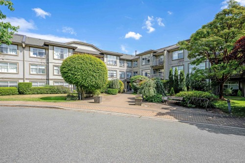 116-14885 105 Avenue  Surrey, BC V3R 2V6