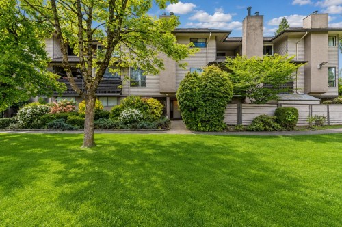 10582 Holly Park Lane  Surrey, BC V3R 6X9