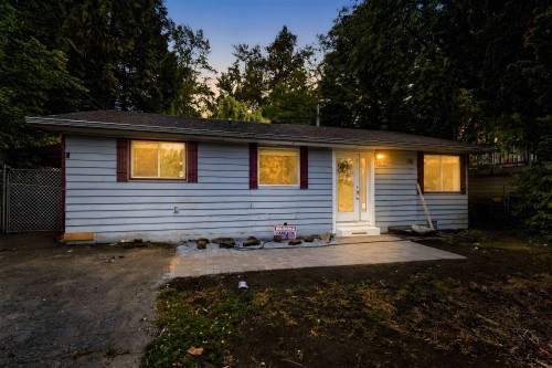 18460 74 Avenue, Surrey, BC 