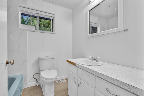 18460 74 Avenue, Surrey, BC 