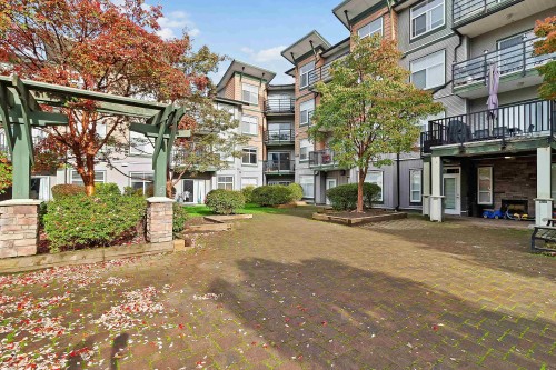 211-8183 121A Street Street, Surrey, BC 