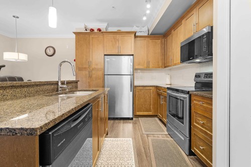 211-8183 121A Street Street, Surrey, BC 