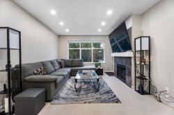 203-14885 105 Avenue Surrey, BC V3R 2V6