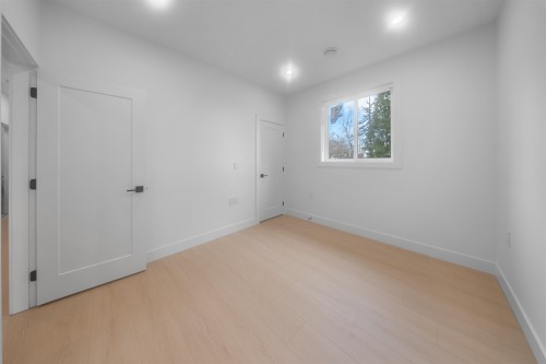 16473 20 Avenue, Surrey, BC 