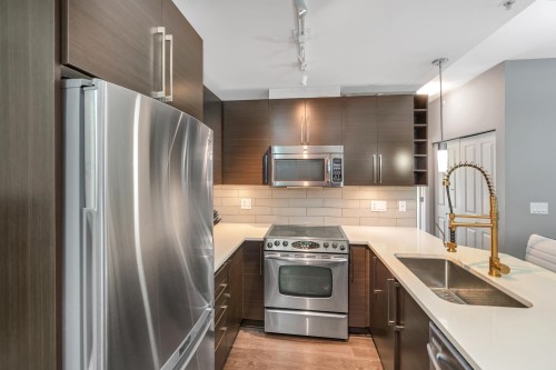 411-14358 60 Avenue, Surrey, BC 