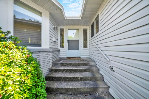 1953 158A Street, Surrey, BC 