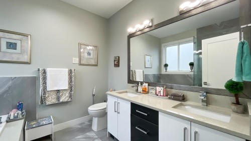 58 172 Street, Surrey, BC 
