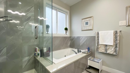 58 172 Street, Surrey, BC 