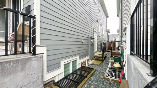 58 172 Street, Surrey, BC 