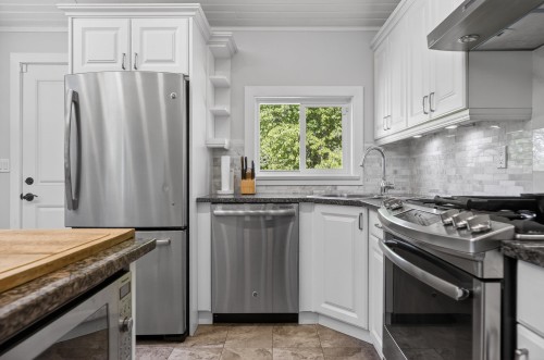 22065 102 Avenue, Langley, BC 