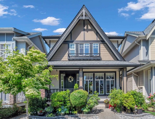 7689 211a Street  Langley, BC V2Y 0K7