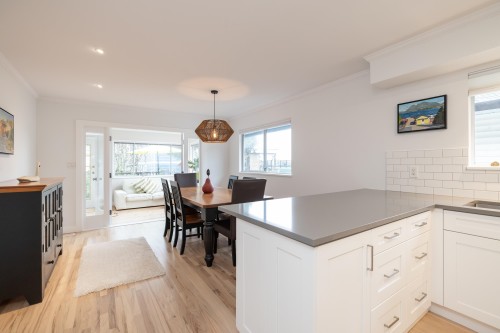 976 Habgood Street, White Rock, BC 