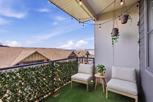 511-5638 201A Street, Langley, BC - Outdoor With Exterior