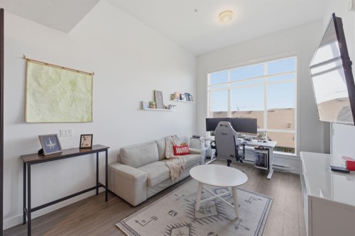511-5638 201A Street, Langley, BC - Indoor