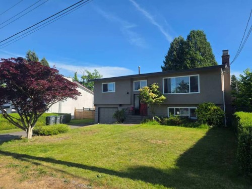 15516 17 Avenue, Surrey, BC 
