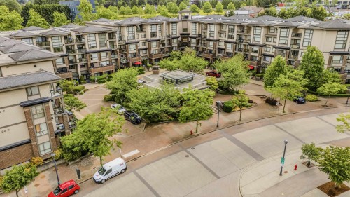 331-10838 City Parkway, Surrey, BC 
