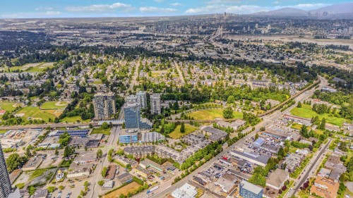 331-10838 City Parkway, Surrey, BC 