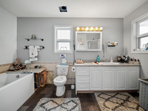 1642 232 Street, Langley, BC 