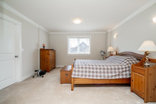 19338 72A Avenue, Surrey, BC 