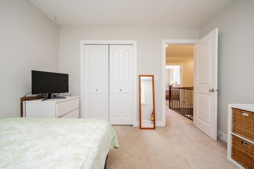 19338 72A Avenue, Surrey, BC 
