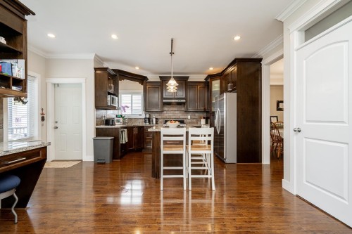 19338 72A Avenue, Surrey, BC 
