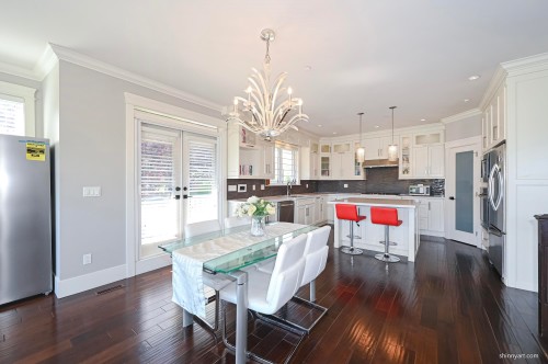 15807 Buena Vista Avenue, White Rock, BC 