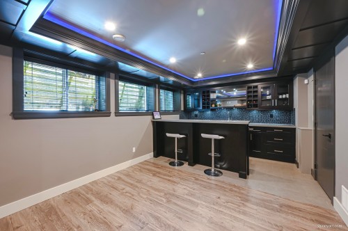 15807 Buena Vista Avenue, White Rock, BC 