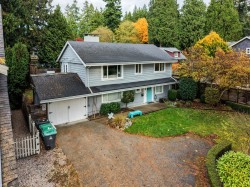 12469 23 Avenue Surrey, BC V4A 2C5