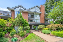 311-15270 17th Avenue Surrey, BC V4A 1T9