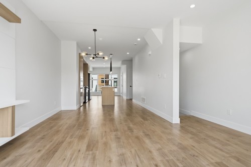 21-177 175A Street, Surrey, BC 